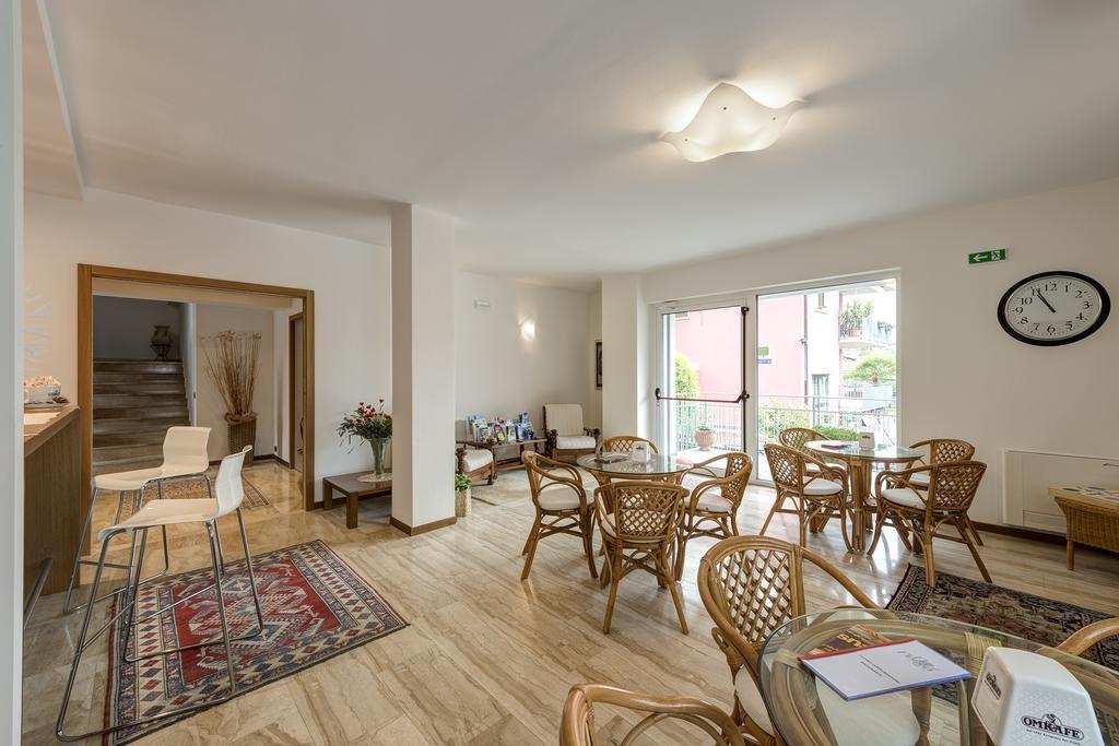 Hotel Villa Al Vento Torbole Sul Garda Exterior photo